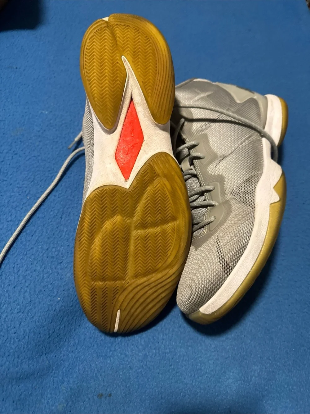 Jordan Super Fly 3 Men’s Gray Athletic Sneakers with Gold Outsole Size 12